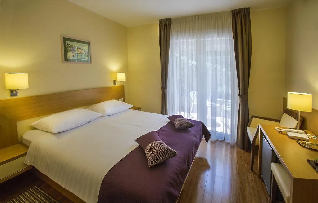***  Hotel Villa Privileggio Moscenicka Draga Croatia